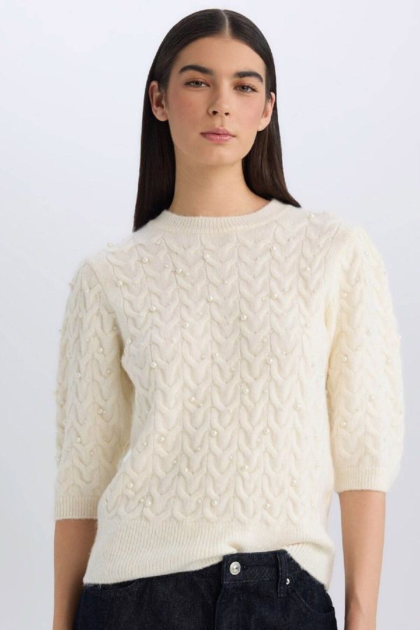 DEFACTO DEFACTO Regular Fit Crew Neck Basic Plain Half Sleeve Knitwear Sweater