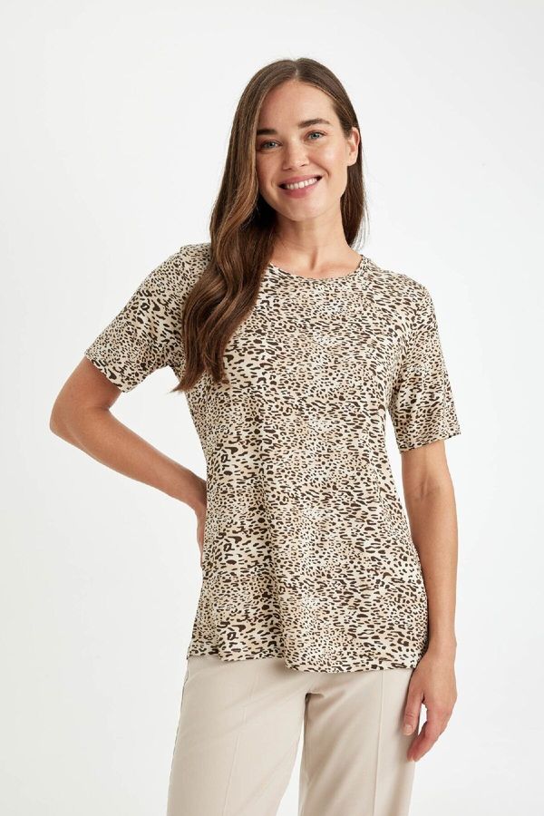 DEFACTO DEFACTO Regular Fit Crew Neck Leopard Print Short Sleeve T-Shirt