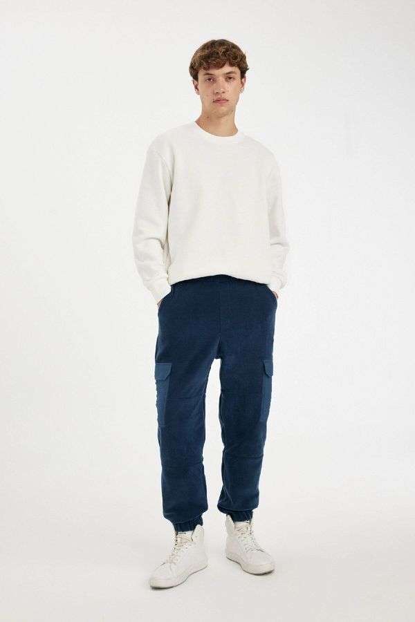 DEFACTO DEFACTO Regular Fit Fleece Sweatpants with Cargo Pockets