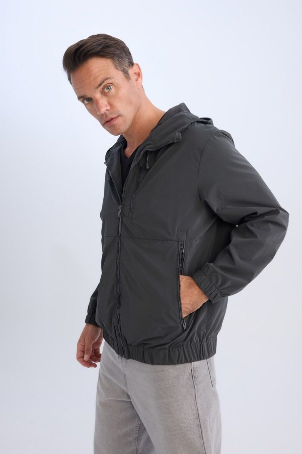 DEFACTO DEFACTO Regular Fit Hooded Jacket Zippered Pocket Mesh Lined Seasonal