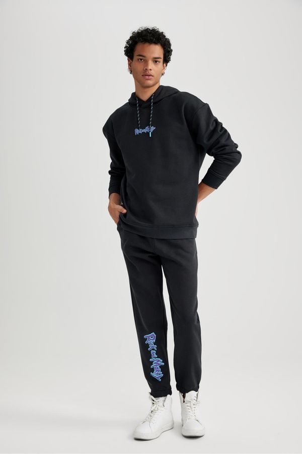 DEFACTO DEFACTO Regular Fit Rick and Morty Licensed With Pockets Sweatpants