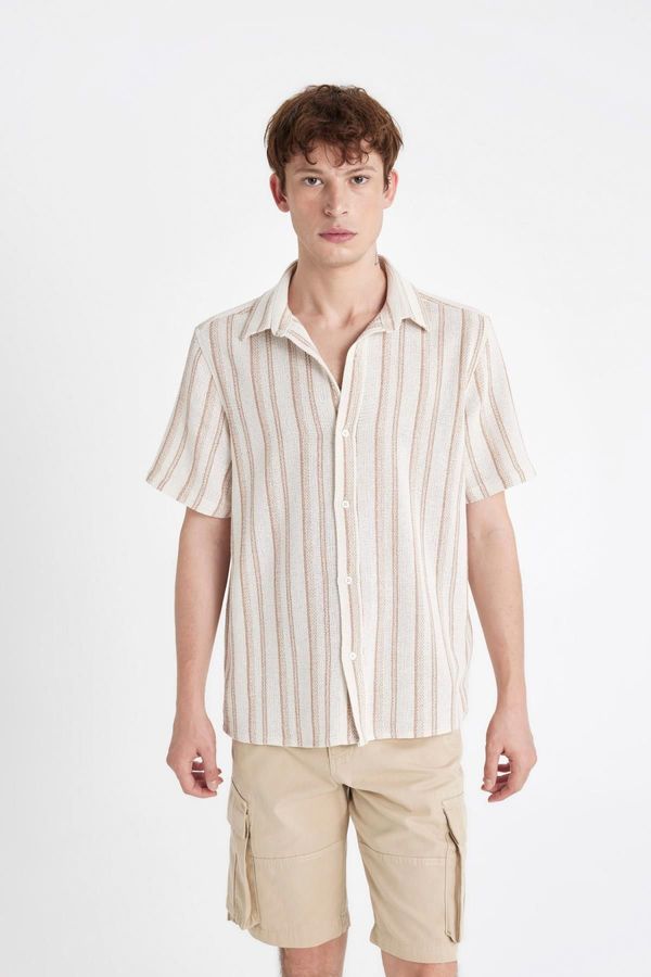 DEFACTO DEFACTO Regular Fit Striped Short Sleeve Shirt