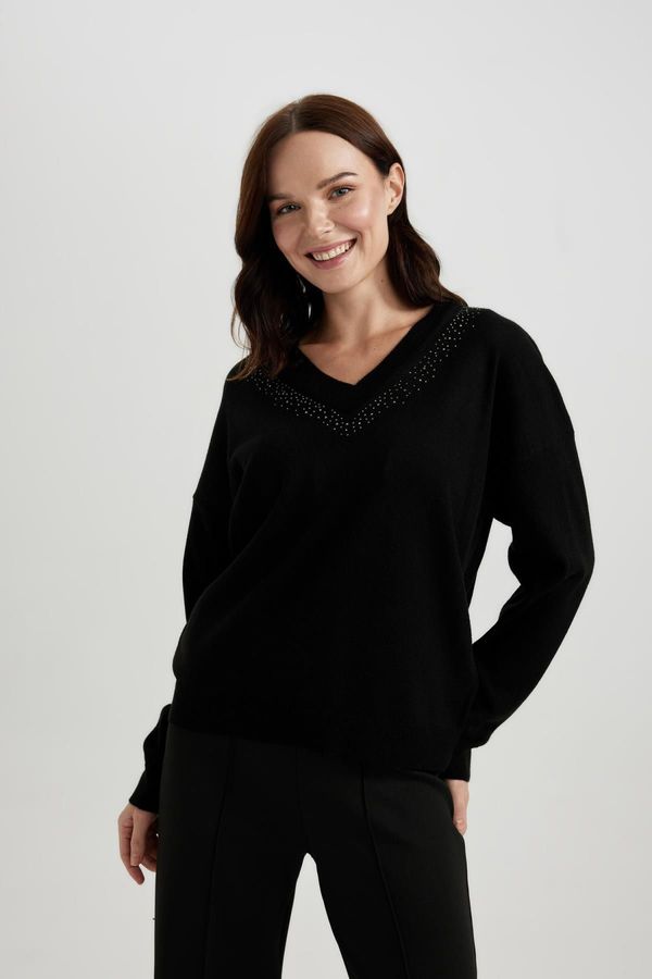 DEFACTO DEFACTO Regular Fit V-Neck Sweater