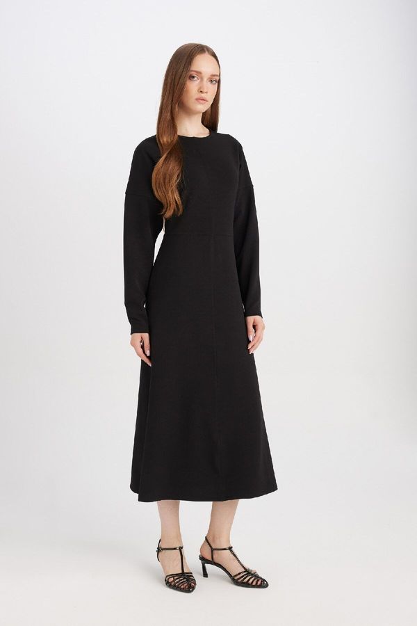 DEFACTO DEFACTO Relax Fit Crew Neck Crepe Long Sleeve Maxi Black Dress