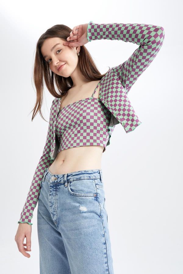 DEFACTO DEFACTO Slim Fit Checkered Pattern V Neck Crop Cardigan