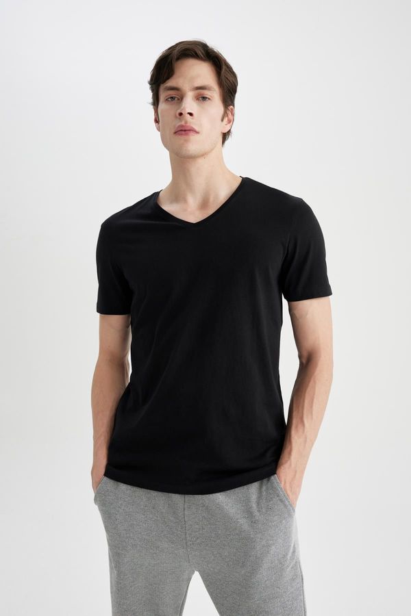 DEFACTO DEFACTO Slim Fit Slim Fit V-Neck Basic Solid Short Sleeve T-Shirt