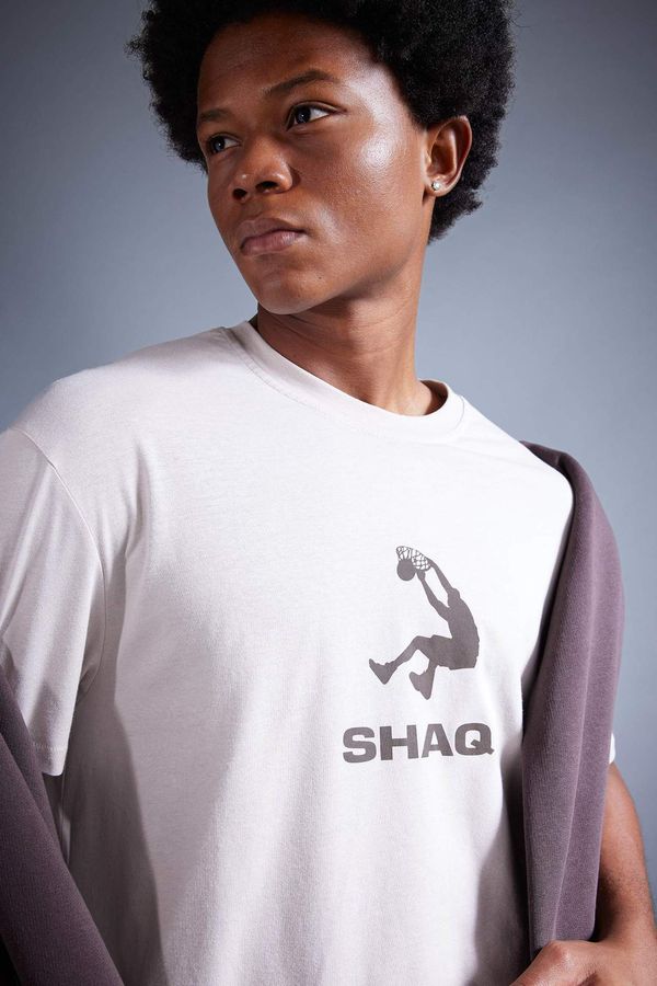 DEFACTO DEFACTO Standard Fit Shaquille O'Neal Licensed  Crew Neck T-Shirt