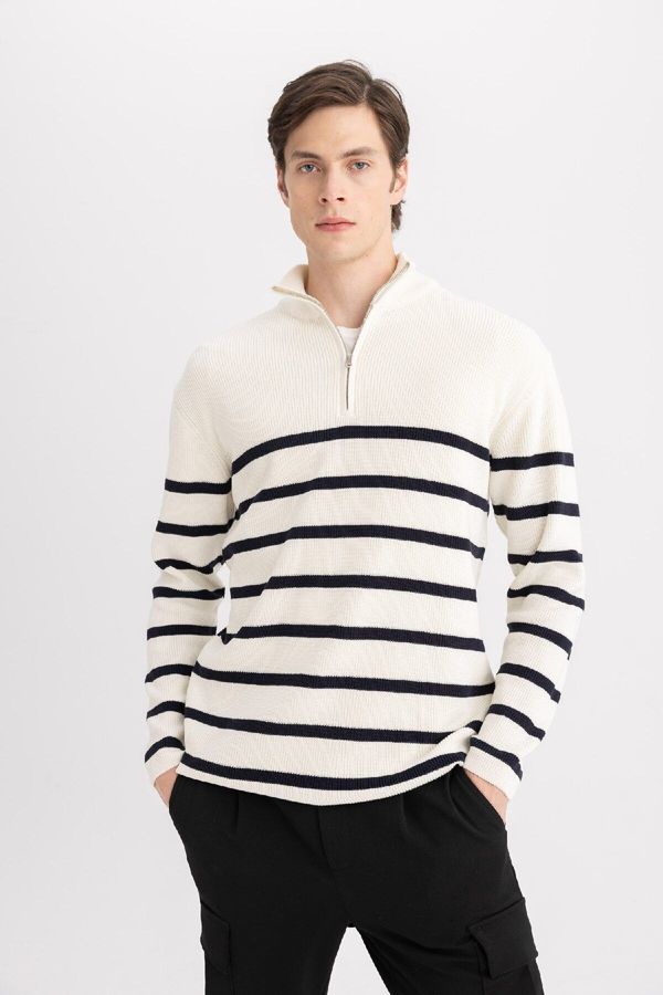 DEFACTO DEFACTO Standard Fit Turtleneck Thessaloniki Fabric Sweater