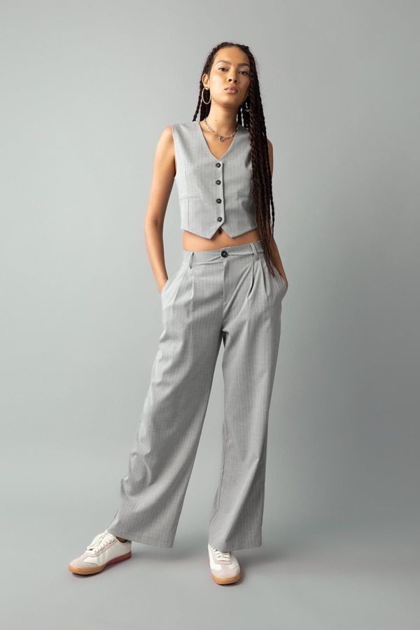 DEFACTO DEFACTO Wide Leg Double Pocket High Waist Darts Standard Length Trousers