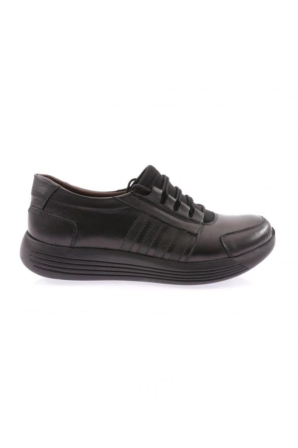 DGN DGN 1045-23y Women's Comfort Shoe with Welt Sole Rubber Lace-Up.