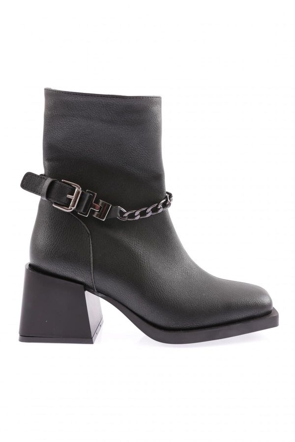 DGN DGN 1964 Women's Short Heeled Boots with Chain And Belt Detail.