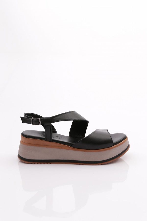 DGN DGN 2497 Women's Sandals Genuine Leather Black