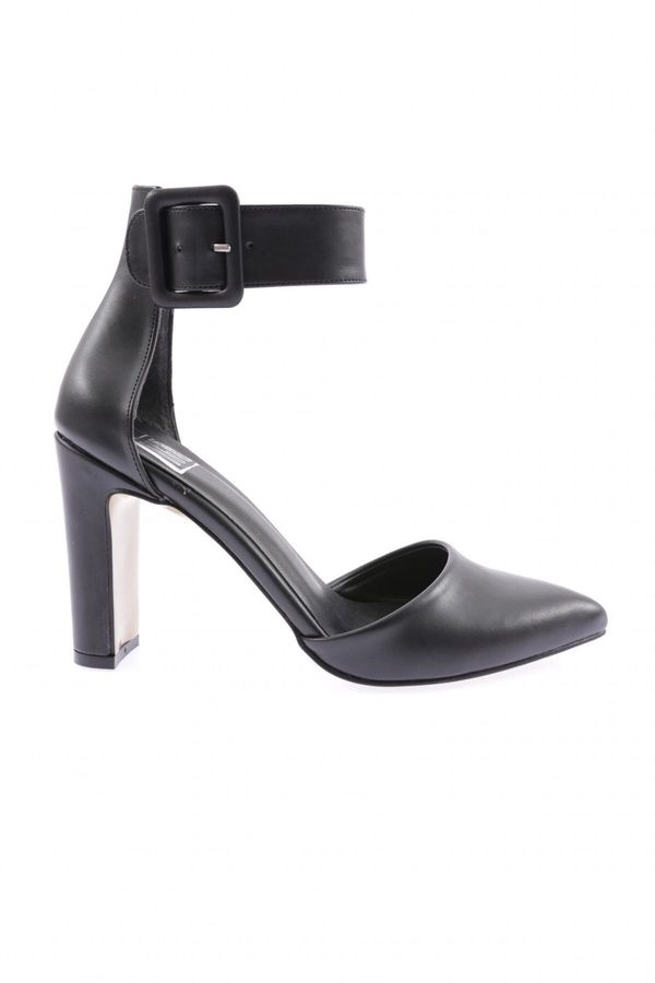 DGN DGN 319-23y Women's Heeled Shoes Black