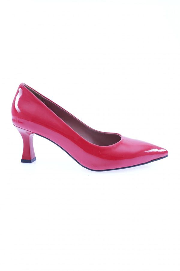 DGN DGN 320-22k Pointed Toe Decollete Long Heeled Shoes.