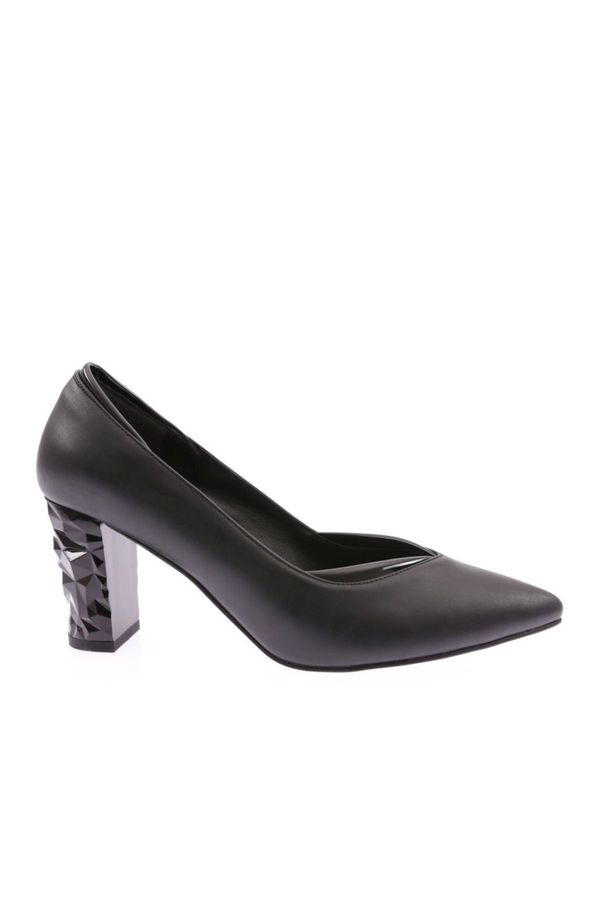 DGN DGN 589 Women's Pointed Toe V-Cut Low-cut Heels Shoes.