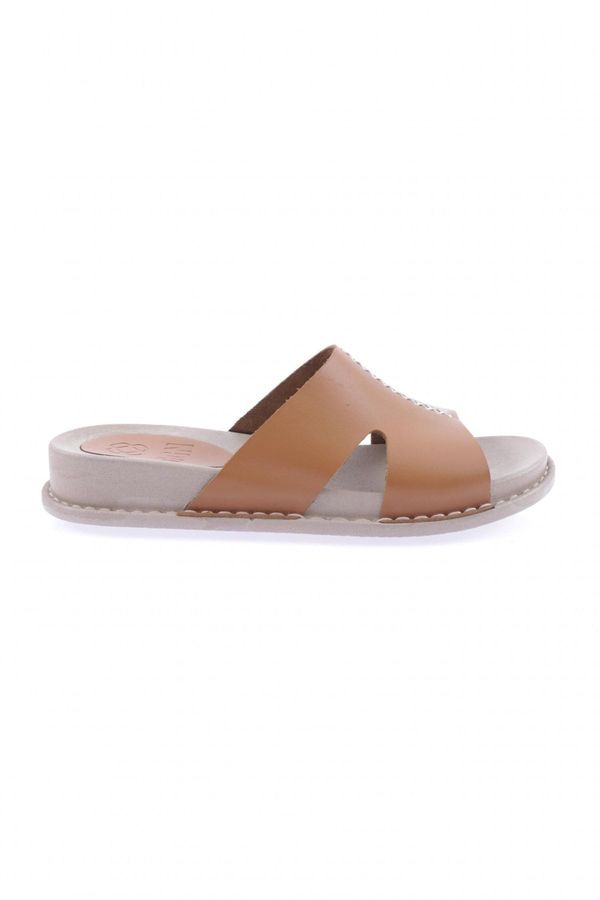 DGN DGN P33-23y Women's Slippers Genuine Leather Tan