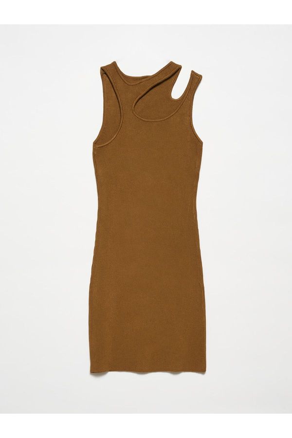 Dilvin Dilvin 90142 Crew Neck Left Shoulder Decollete Knitwear Dress-Khaki