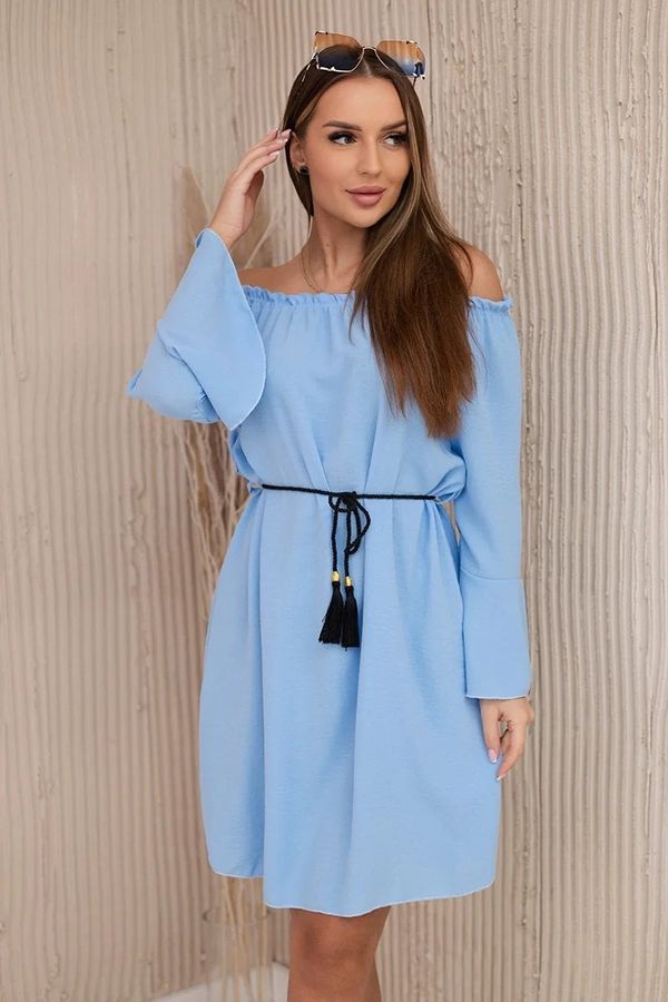 Kesi Dress tied at the waist with a blue drawstring