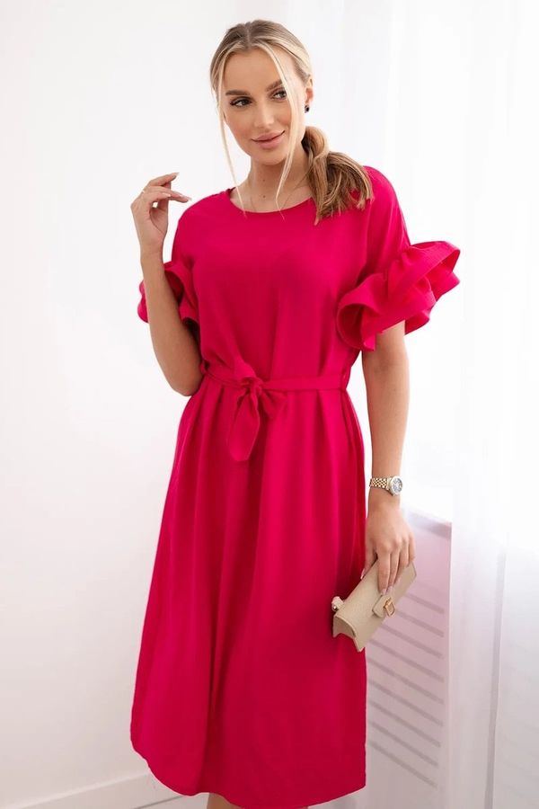 Kesi Dress with a tie at the waist with decorative sleeves in fuchsia color
