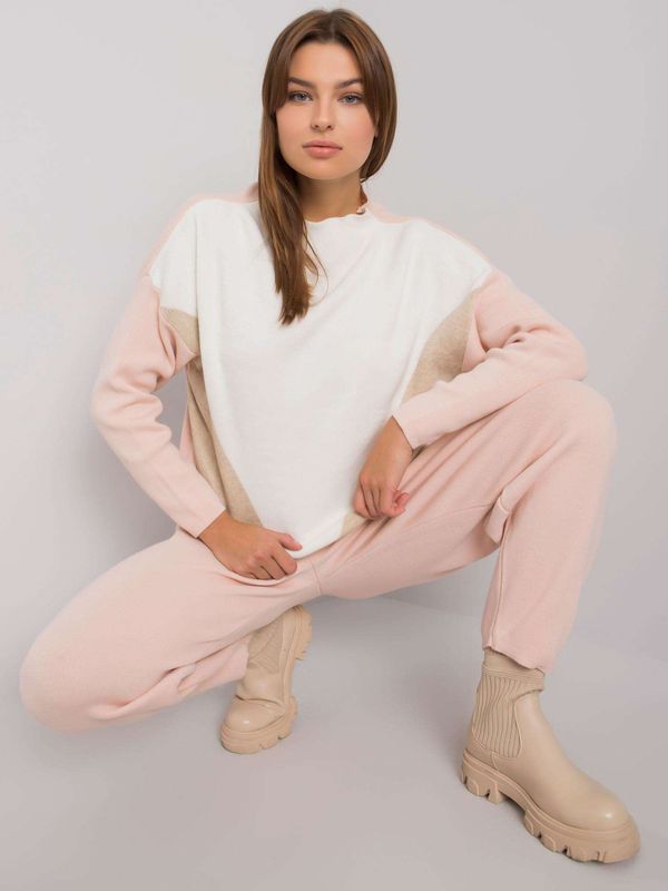 Fashionhunters Dusty pink set made of knitted Quinny RUE PARIS