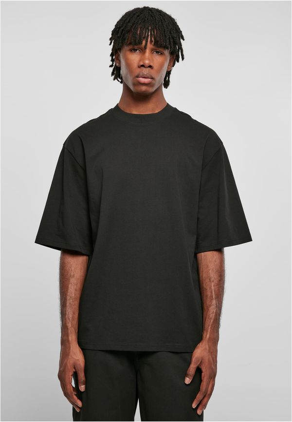 Urban Classics Eco-friendly oversized t-shirt with black sleeves
