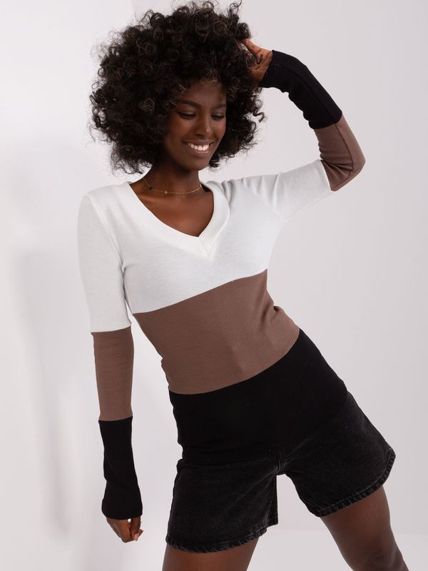 Fashionhunters Ecru-Black Women's Basic Blouse