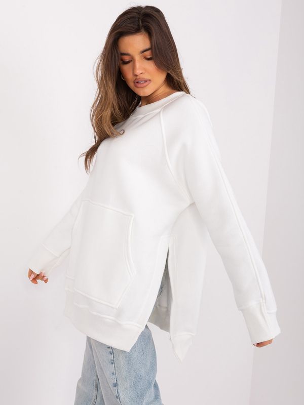 Fashionhunters Ecru hooded sweatshirt with slits