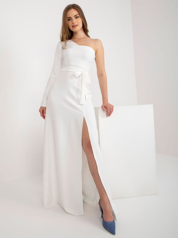 Fashionhunters Ecru maxi evening dress on one shoulder