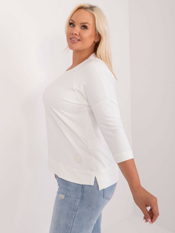 Fashionhunters Ecru plain cotton blouse plus size