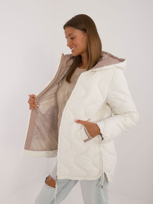 Fashionhunters Ecru quilted transitional jacket with pockets