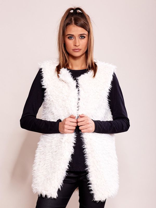 Fashionhunters Ecru vest made of eco-fur