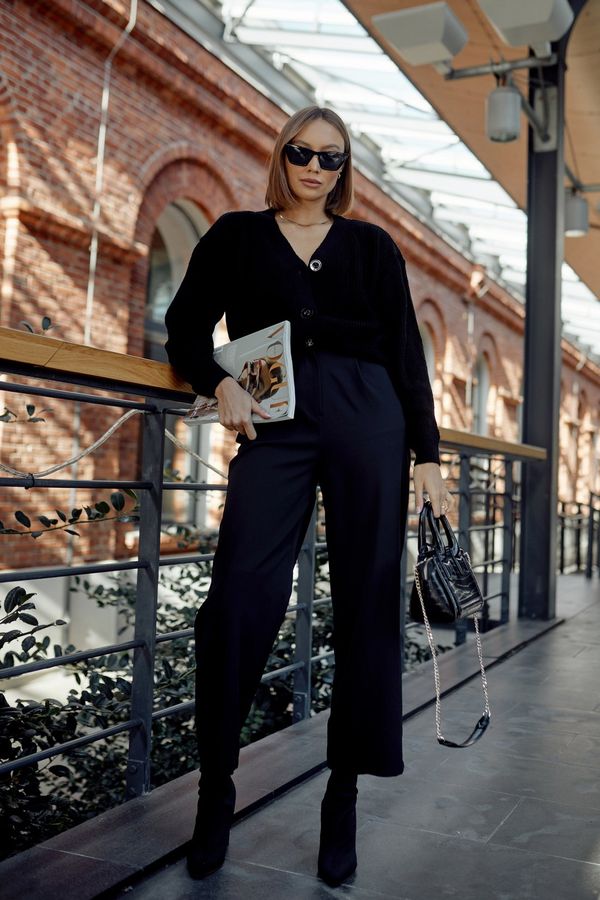 FASARDI Elegant black trousers with high waist