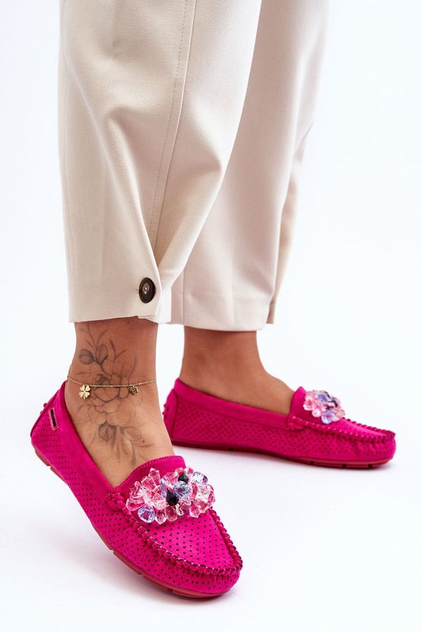 Kesi Fashionable suede loafers with Delima fuchsia ornaments