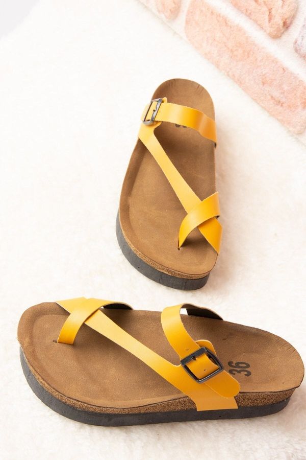 Fox Shoes Fox Shoes Mustard Women's Slippers