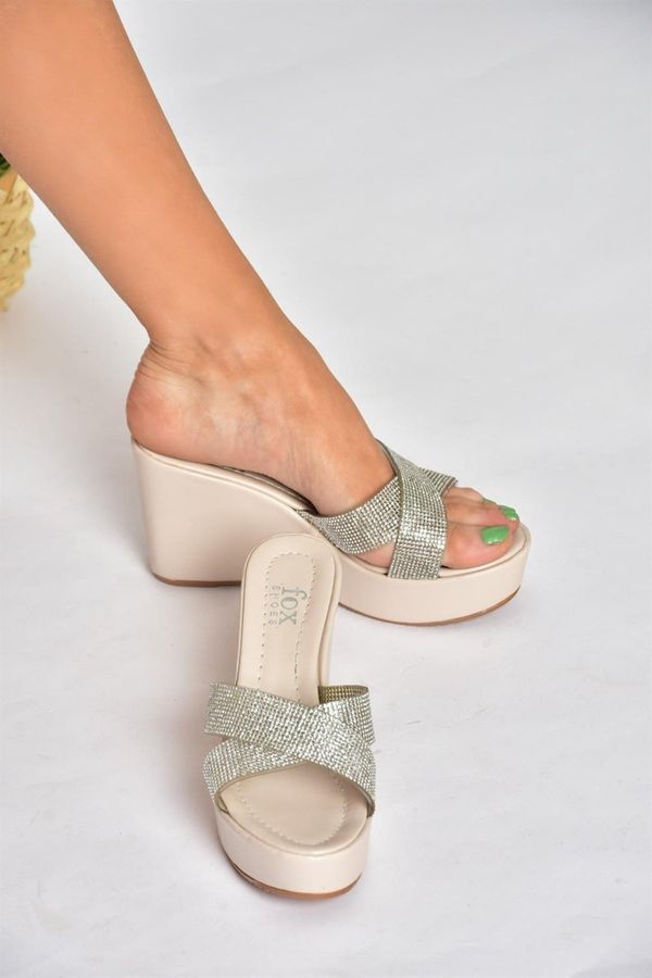 Fox Shoes Fox Shoes P572282109 Women's Beige Stone Detailed Wedge Heels Women's Slippers
