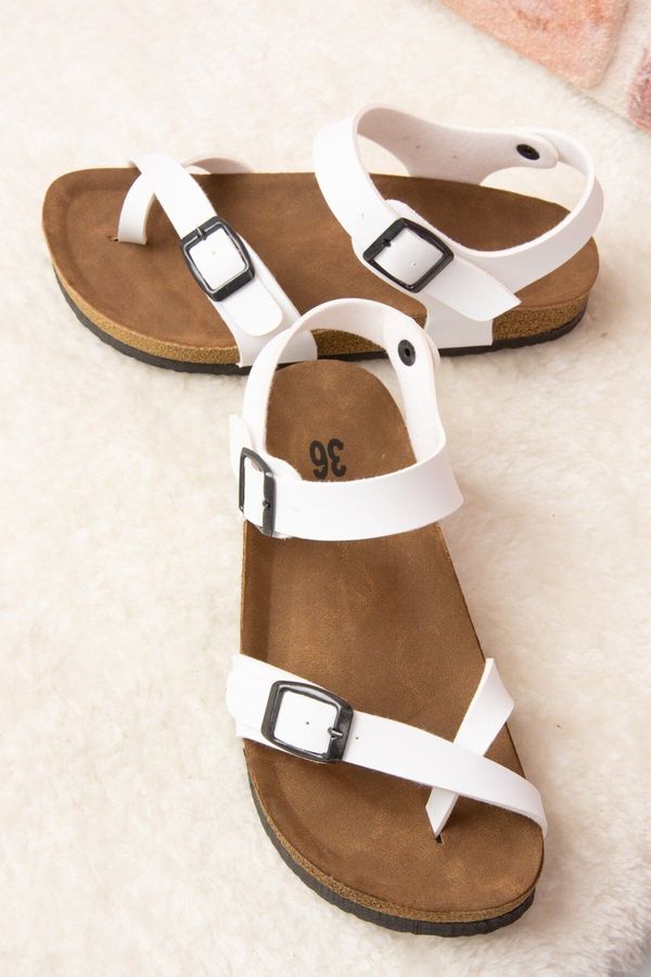 Fox Shoes Fox Shoes White Women's Sandals