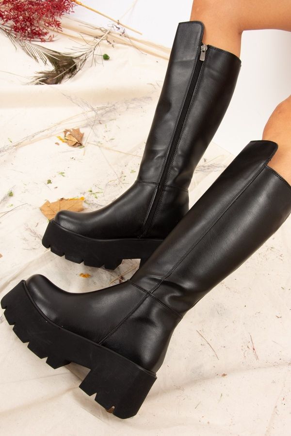 Fox Shoes Fox Shoes Women's Black Faux Leather Boots