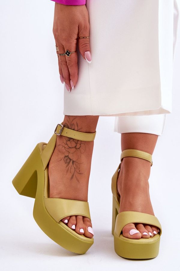 FS1 FS1 Fashionable Sandals On Massive Heel Lime Karmine