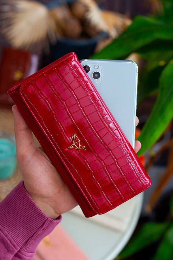 Garbalia Garbalia Lady Technological Leather Crocodile Pattern Red Women's Wallet with a loose card holder and a coin compartment.
