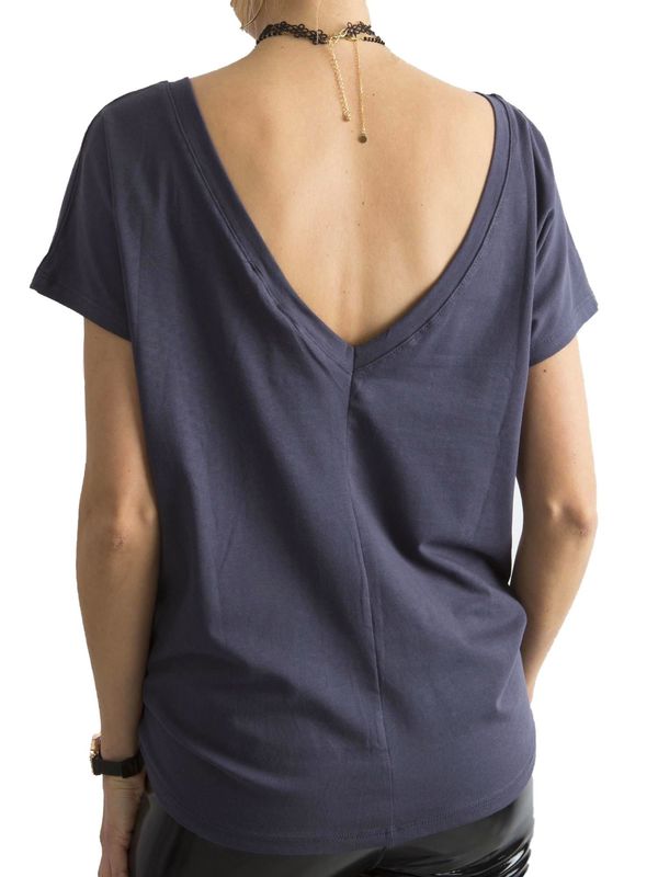 Fashionhunters Graphite T-shirt with neckline on the back