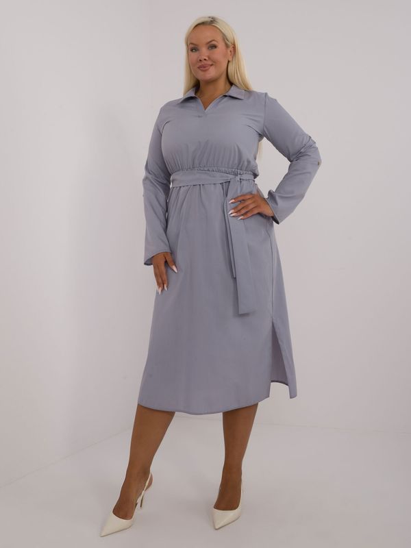 Fashionhunters Gray cotton dress of larger size with pockets and belt