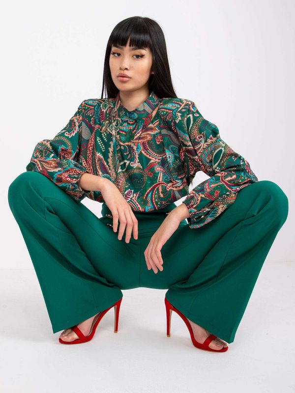 Fashionhunters Green elegant trousers with Salerno folds