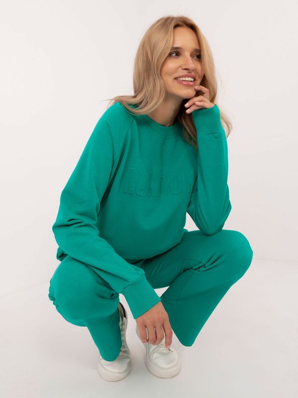 Fashionhunters Green women's tracksuit with oversize sweatshirt