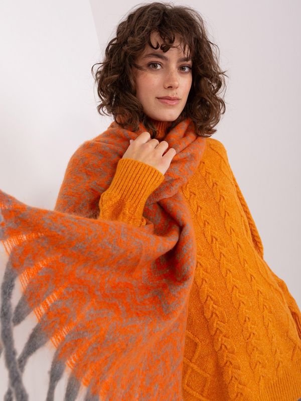 Fashionhunters Grey and orange scarf with patterns