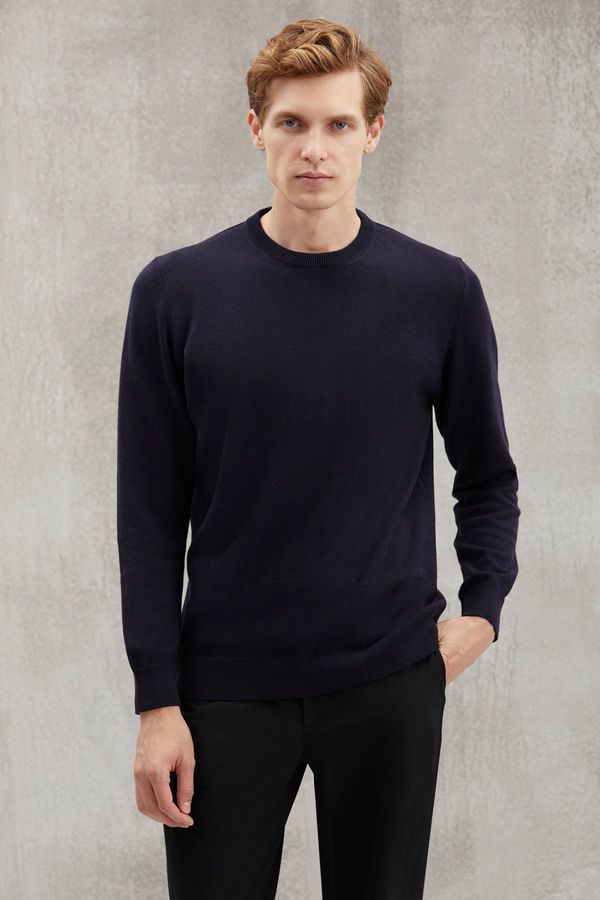 GRIMELANGE GRIMELANGE Battis Men's 50% Cotton Special Silk Touch Anti-pilling Soft Round Neck Navy Blue Sweate