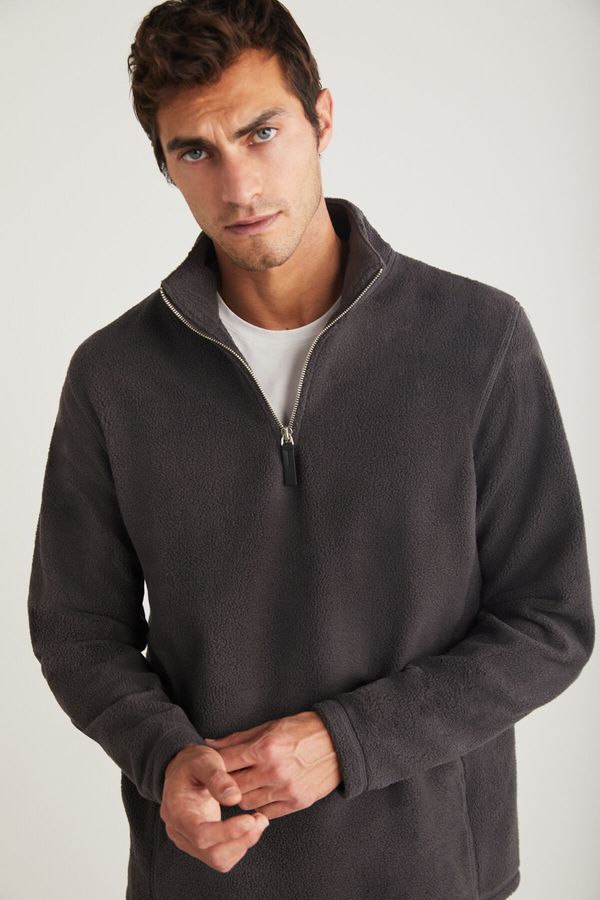 GRIMELANGE GRIMELANGE Hayes Men's Fleece Half Zipper Leather Accessory Thick Textured Comfort Fit Smoked Fleece