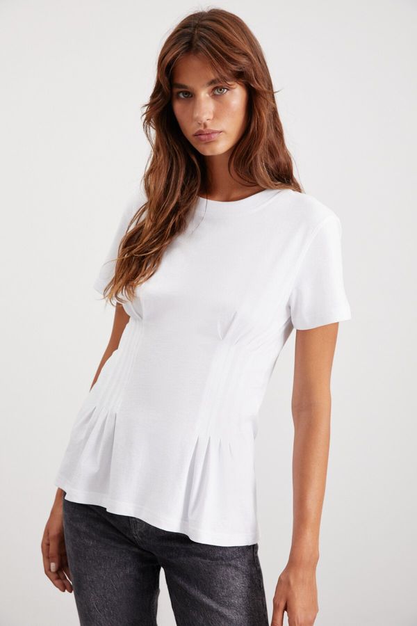 GRIMELANGE GRIMELANGE Jessia Women&#39;s Crew Neck 100% Cotton Corset Detailed White T-shirt