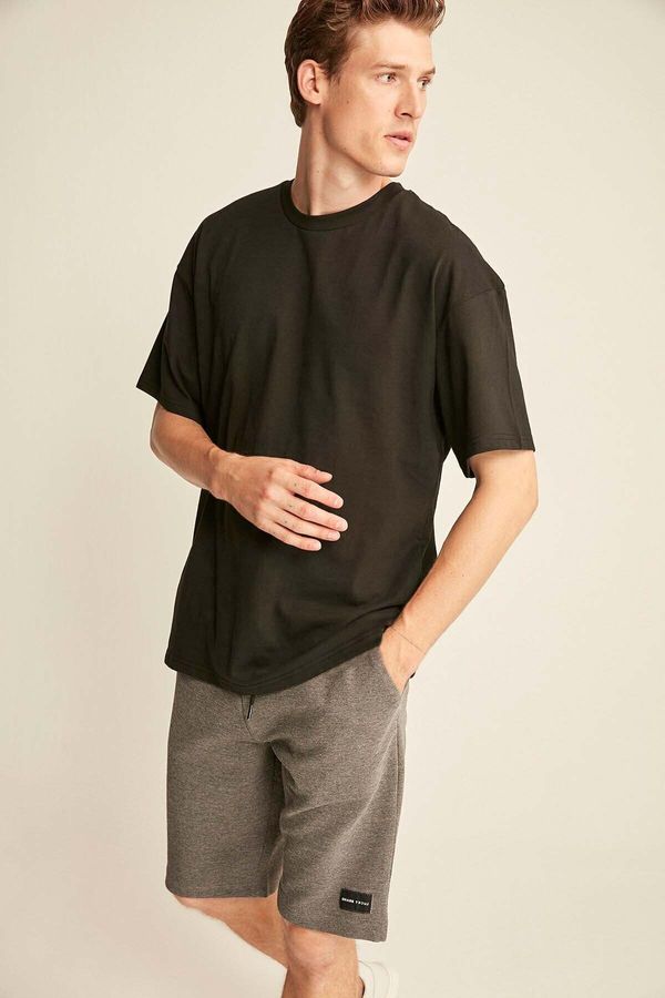 GRIMELANGE GRIMELANGE Jett Men's Oversize Fit 100% Cotton Thick Textured Black T-shirt
