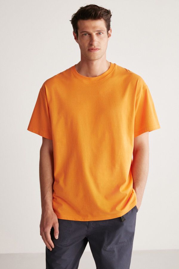 GRIMELANGE GRIMELANGE Jett Men's Oversize Fit 100% Organic Cotton Thick Textured Crew Neck Orange T-shirt