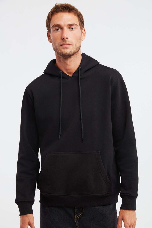 GRIMELANGE GRIMELANGE Jorge Men's Soft Hooded Organic Cotton Kangaroo Pocket Regular Black Sweatshirt